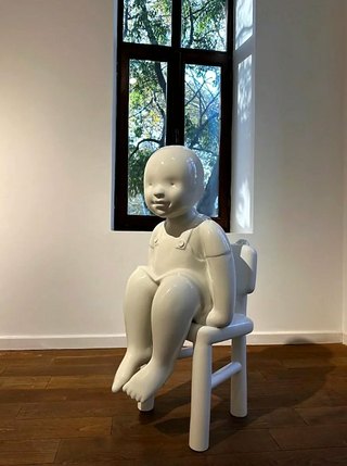Ayla TURAN — Polyester üzeri akrilik, 98 × 43 × 55 cm