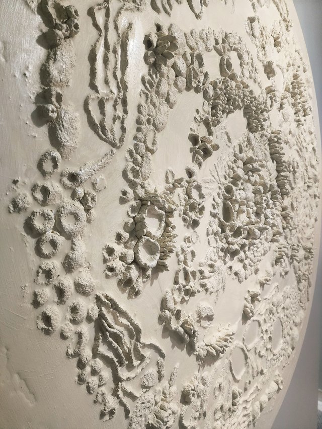 Elif GÜNEŞ — Tuval üzeri karışık teknik, 130 cm çap, 