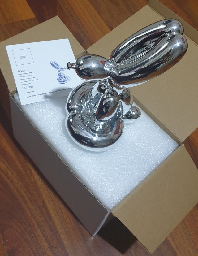 Jeff KOONS — Heykel, 25 × 14 × 13.5 cm,